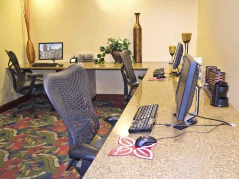 Hotel Hilton Garden Center Philadelphia